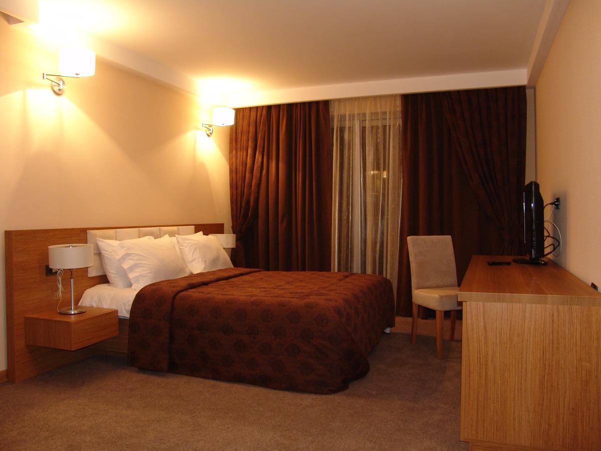 Sheki Olimpiya Hotel & Resort ภายนอก รูปภาพ