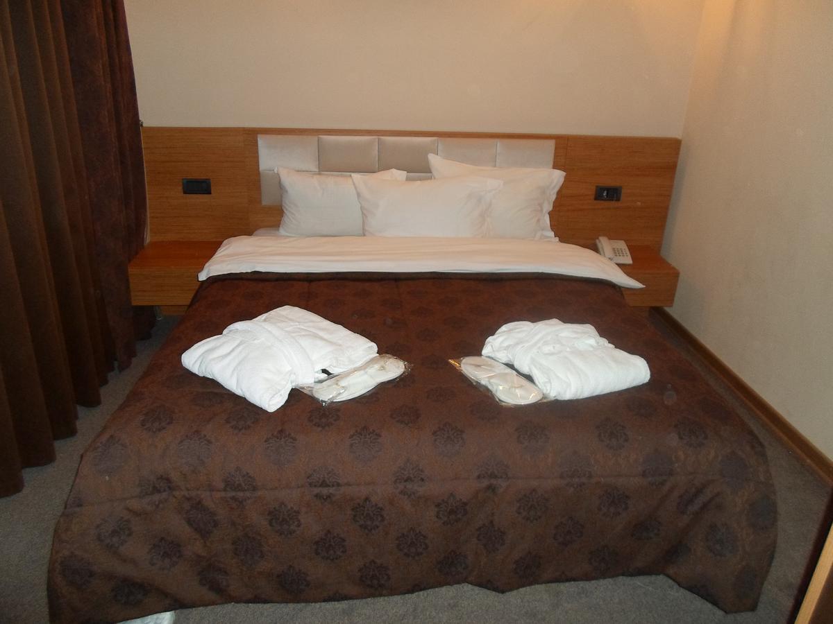 Sheki Olimpiya Hotel & Resort ภายนอก รูปภาพ